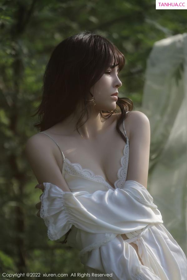 许嘉欣  [XiuRen]高清写真图 2022.06.02 No.5098 许嘉欣第18张图片